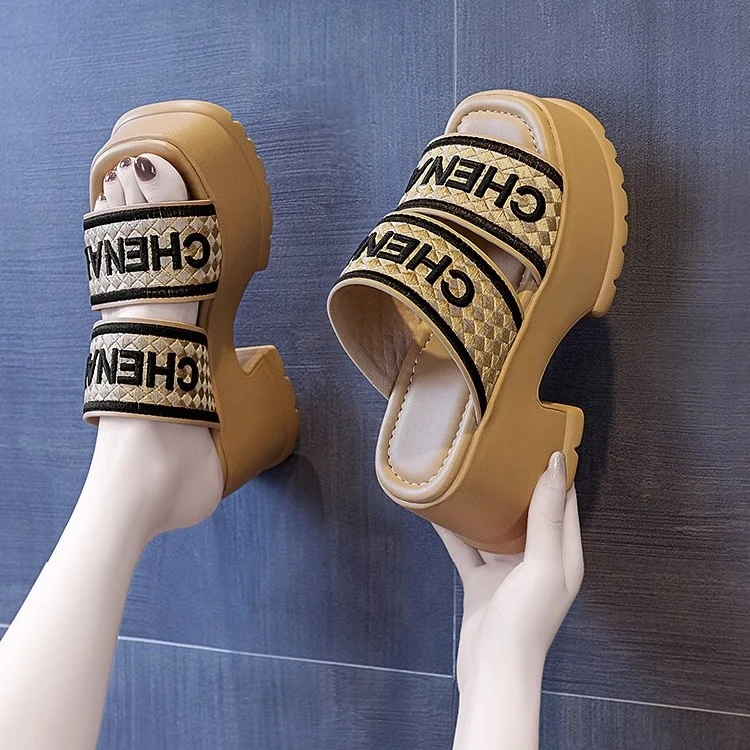 增高8.5CM凉拖鞋女半托仙女鞋坡跟2024年夏款透气厚底松糕201-5