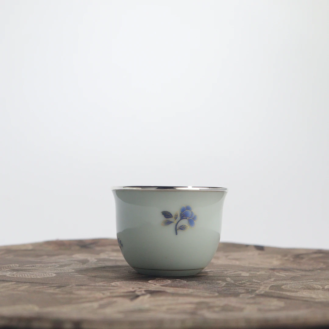蝶恋紫花 瓷包银999足银纯手工包嵌主人杯品茗杯陶瓷家用功夫茶杯