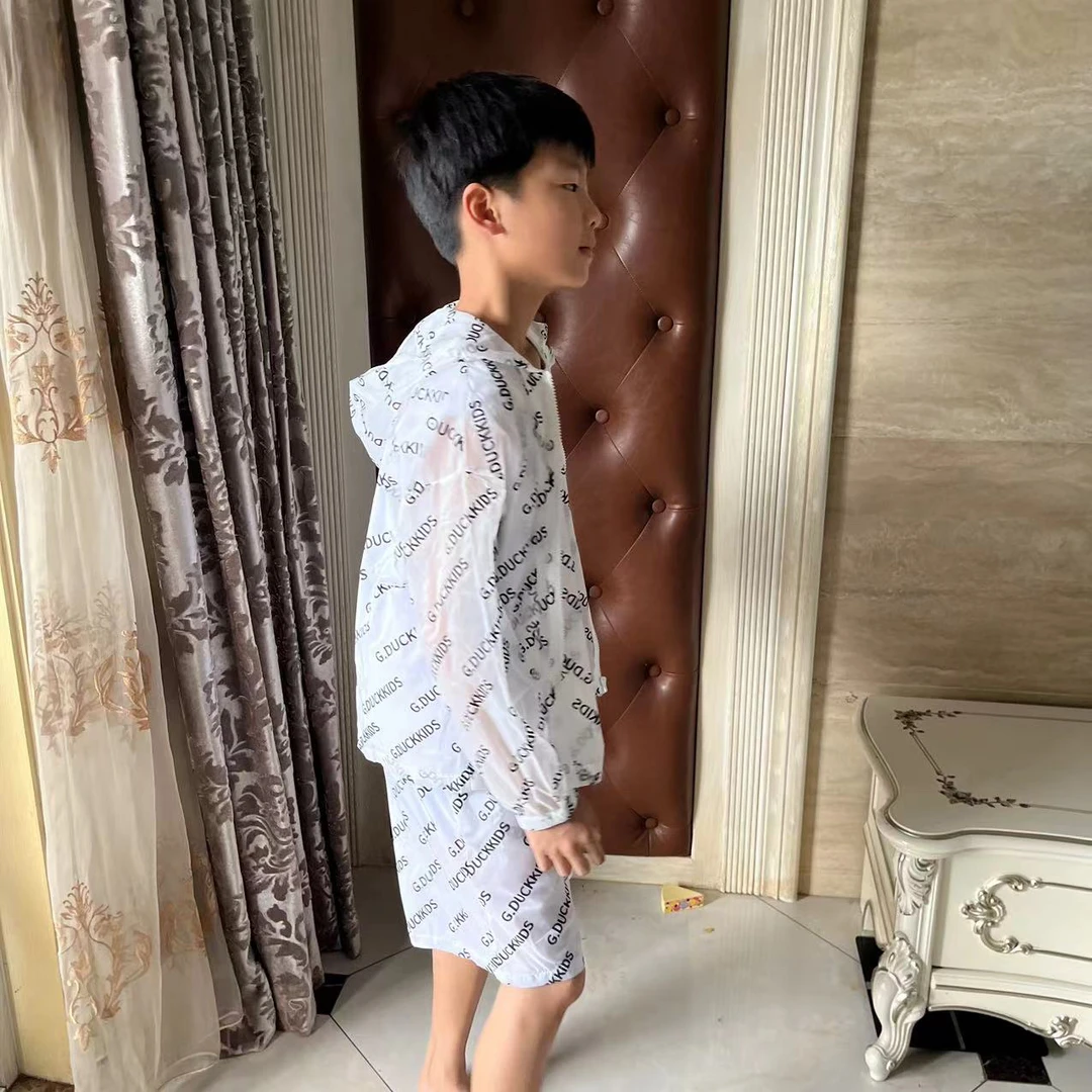 橙子家 90880小黄鸭字母满印防晒套装