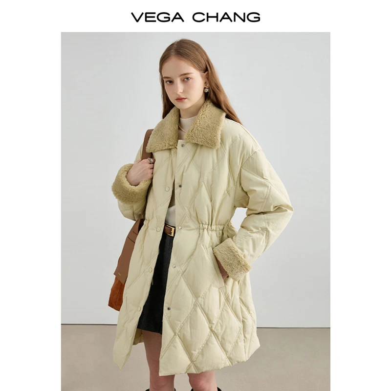 VEGA CHANG收腰菱格绗缝又暖又显瘦拼接毛翻领羽绒服中长款保暖