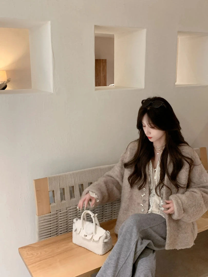 鱼er【慕斯米仁】设计师高定加厚保暖香香风精致时髦感毛呢外套