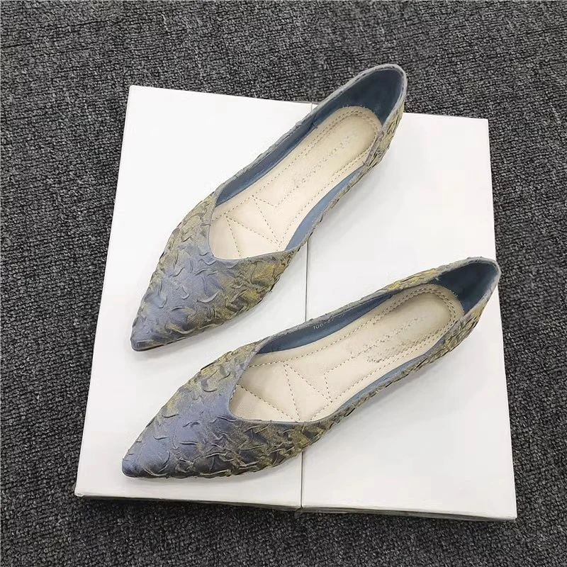 平底尖头浅口单鞋女2024年秋夏新款低跟软底瓢鞋简约晚晚风仙女鞋