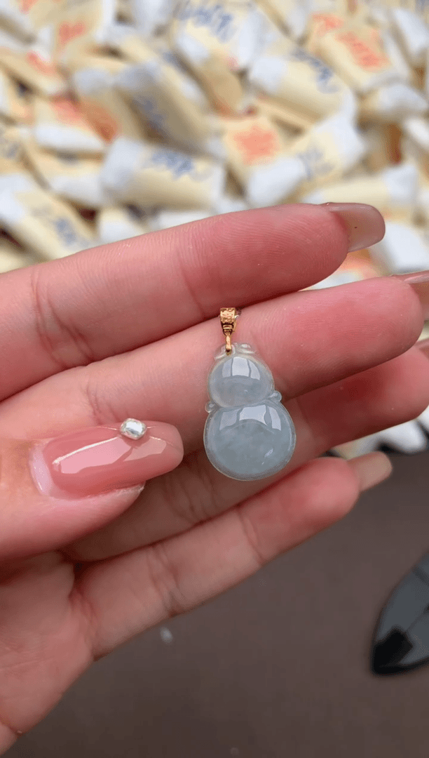 【闪购商品】翡翠挂件18K金镶嵌一