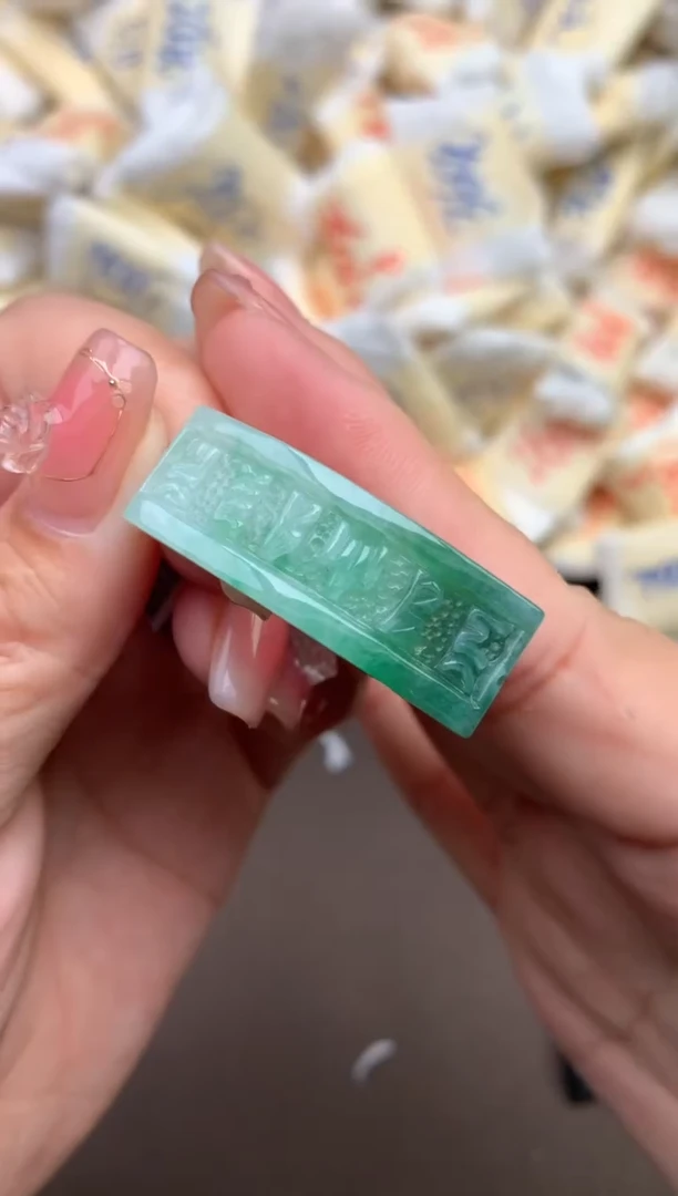【闪购商品】翡翠手绳未镶嵌一