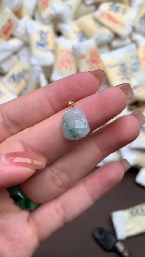 【闪购商品】翡翠挂件18K金镶嵌 一
