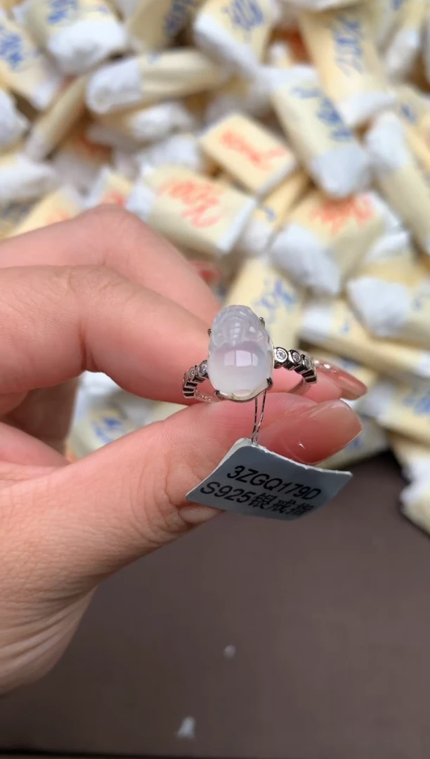 【闪购商品】翡翠戒指银S925镶嵌    一