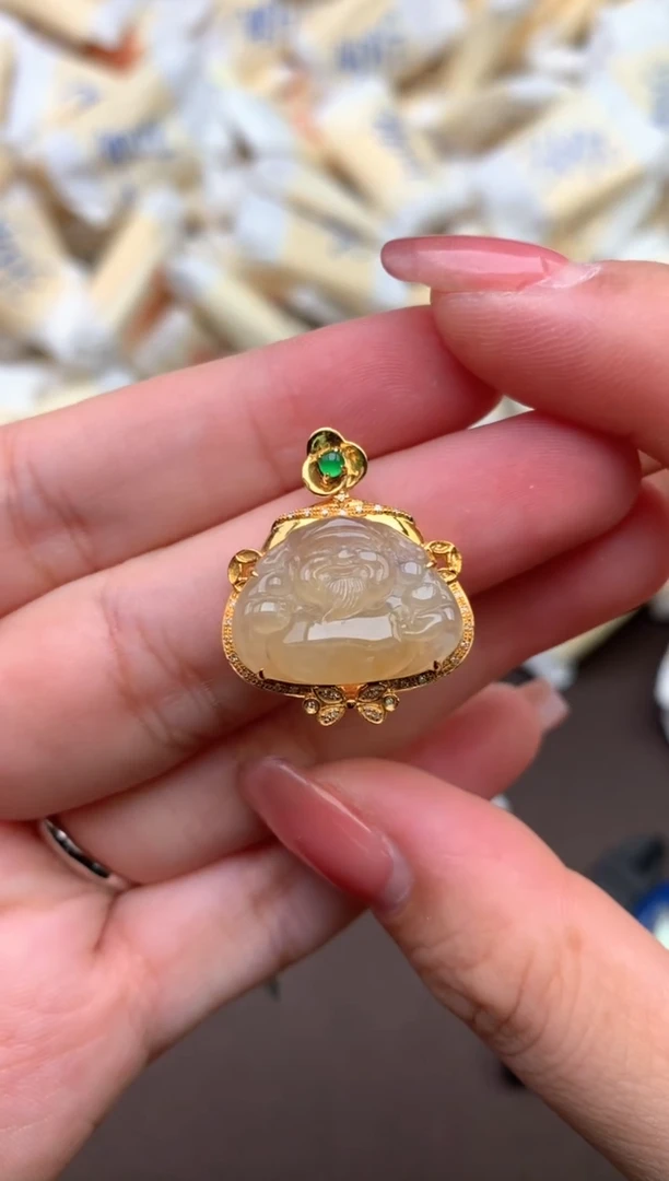 【闪购商品】翡翠挂件18K金镶嵌一