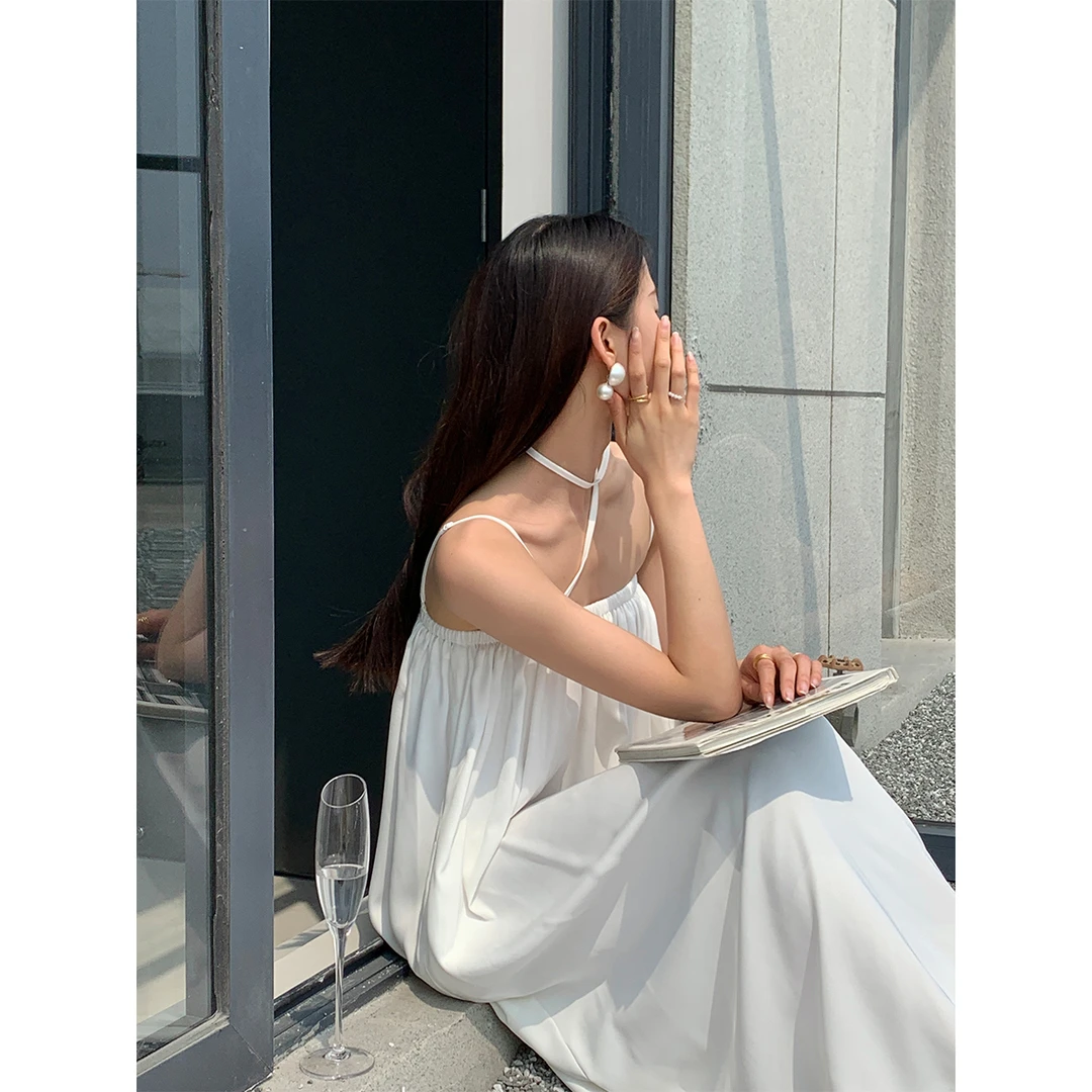 P0429Q2052  法式慵懒风时尚吊带褶皱弹力连衣裙直筒