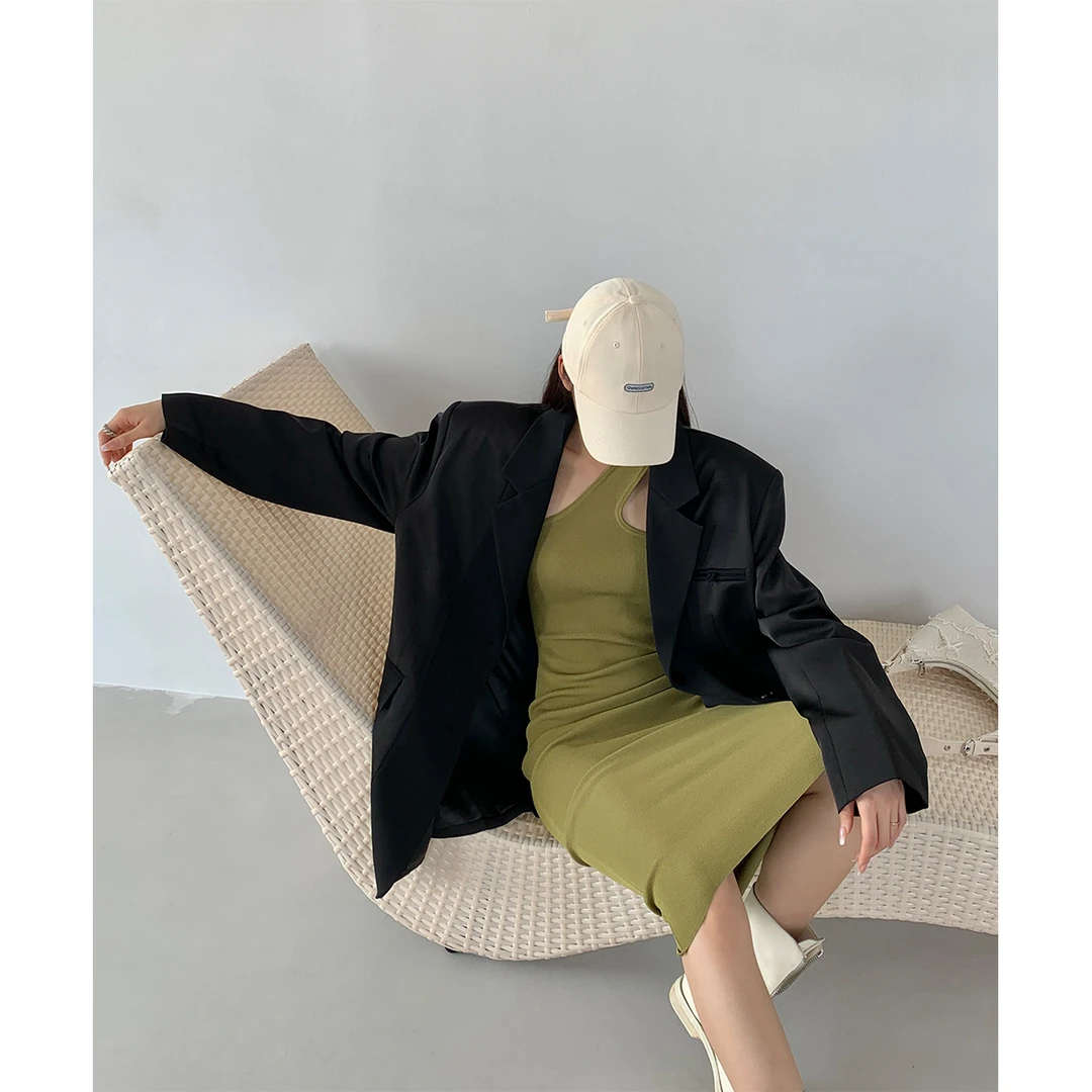 P0615Q2121高级感气质紧身挂脖吊带弹力针织连衣裙女夏08.08抖