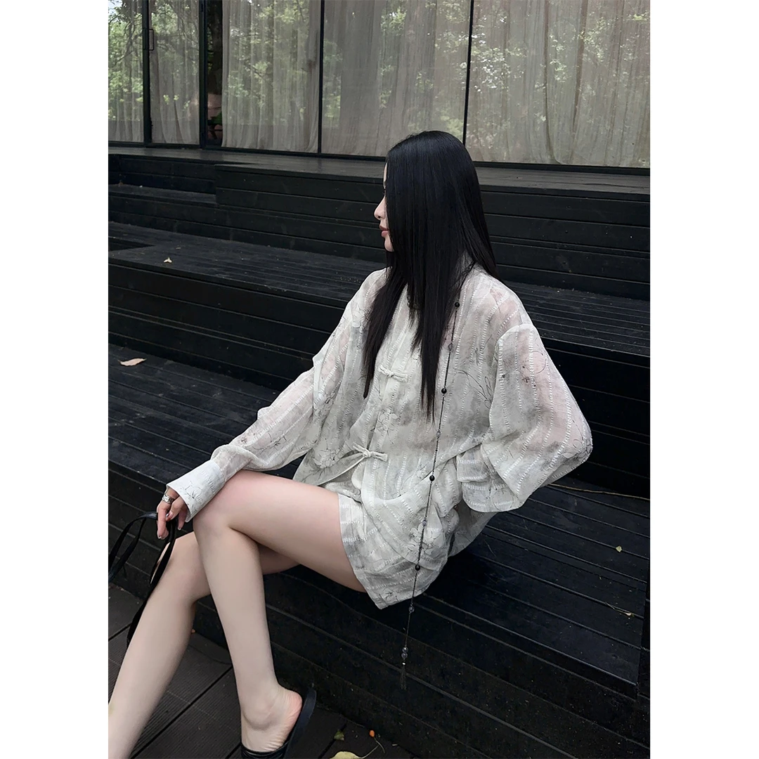 P0520Y3166衬衣短裤两件套女清冷感灰印花宽松衬衫08.06