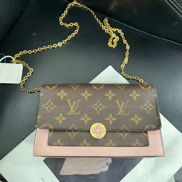 95新 LouisVuitton/路易威登 捐金沉珠/小花链条包单肩