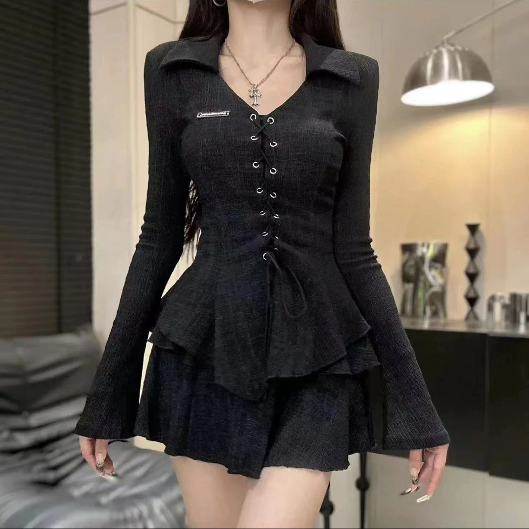 法式复古不规则V领收腰上衣+百搭显瘦短裙