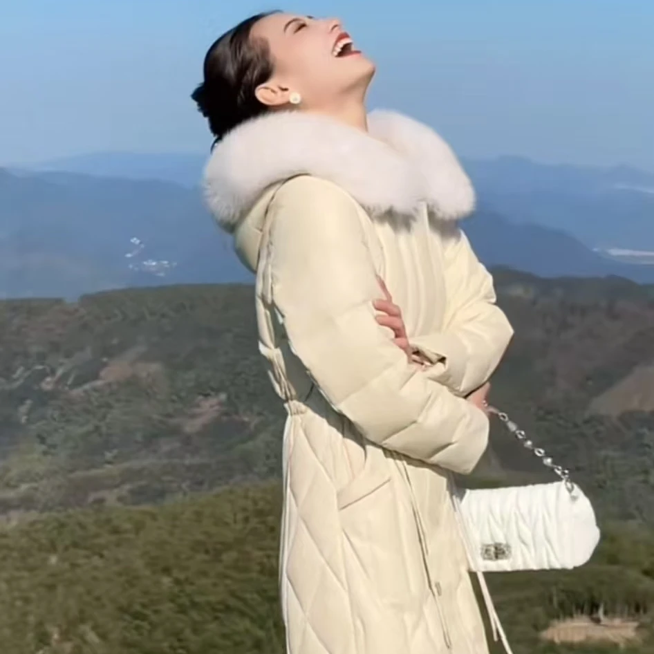 GJ 2024潮流女款冬季大毛领收腰连帽女士保暖长款外套