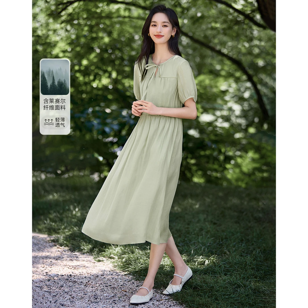 沫晗依美2025春夏季春夏日中式度假风轻薄质飘逸显瘦连衣裙女