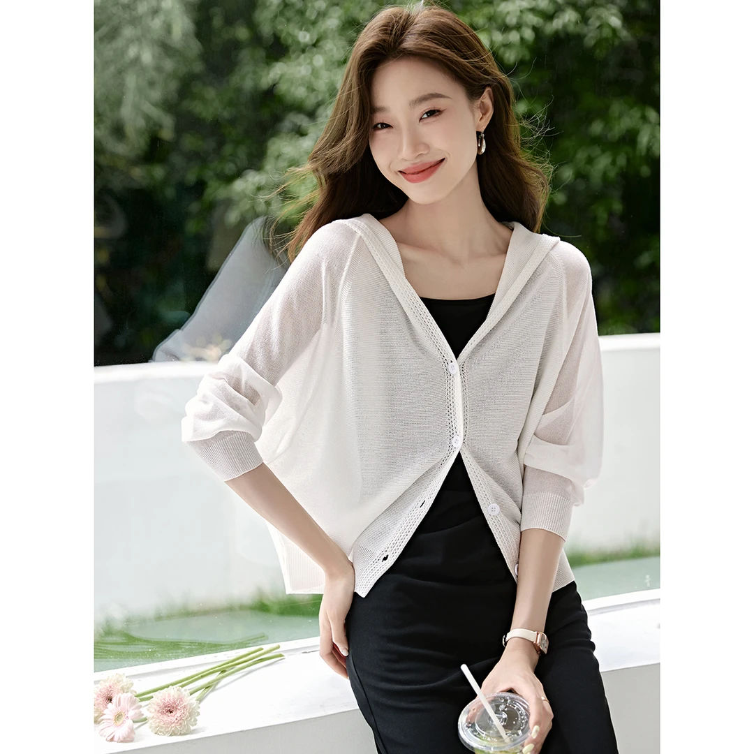 沫晗依美2025春夏季休闲宽松清慵懒度假风文艺松弛感针织外套