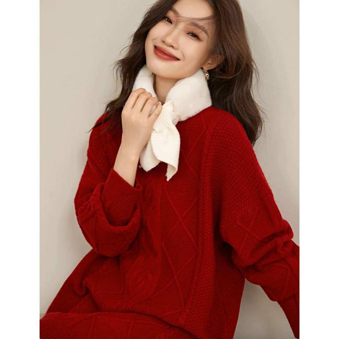 【高级感慵懒风保暖绞花毛衣】2024冬季时髦精针织中长款红色连衣裙