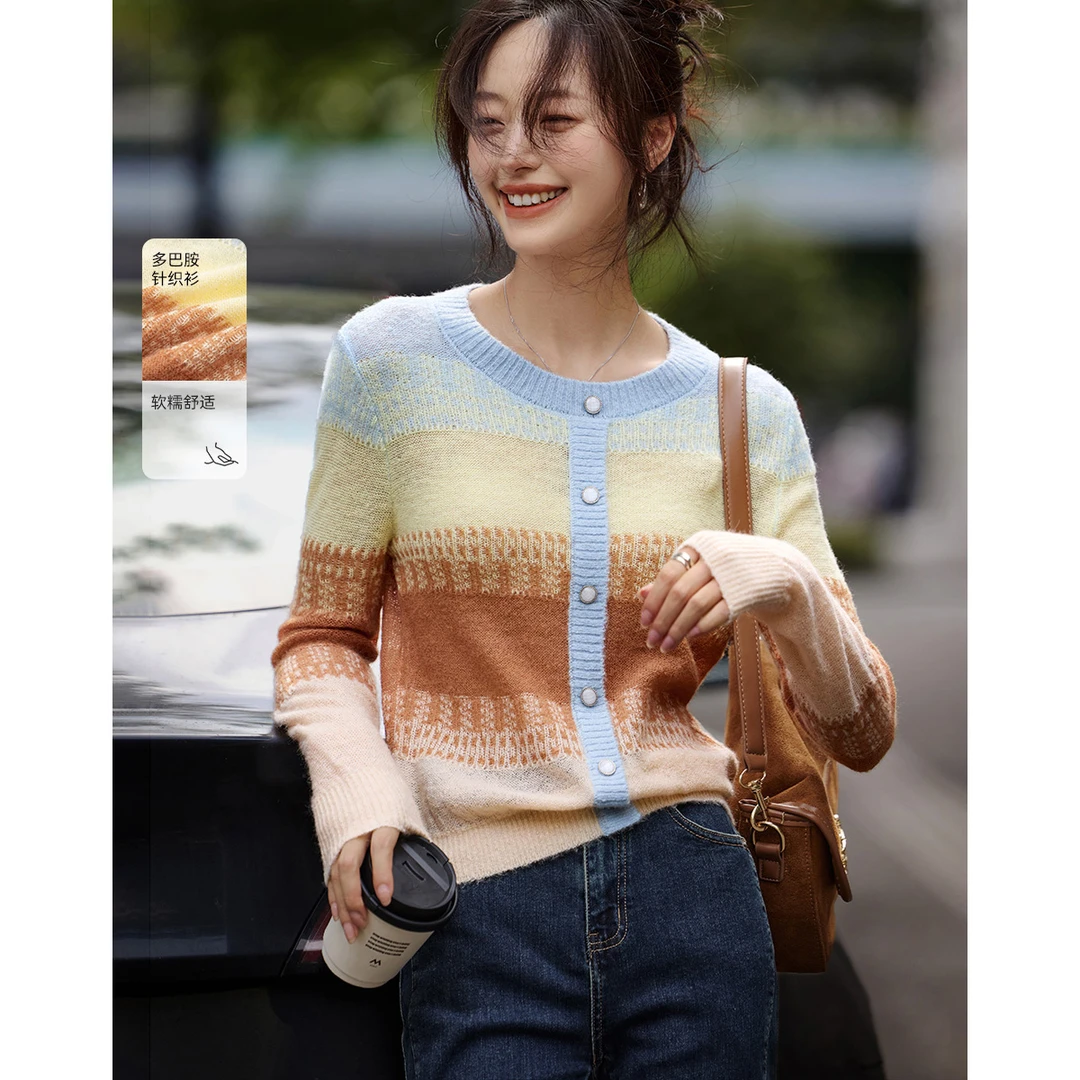 沫晗依美撞色彩虹条纹多巴胺针织套头衫2025年春季气质套头针织衫