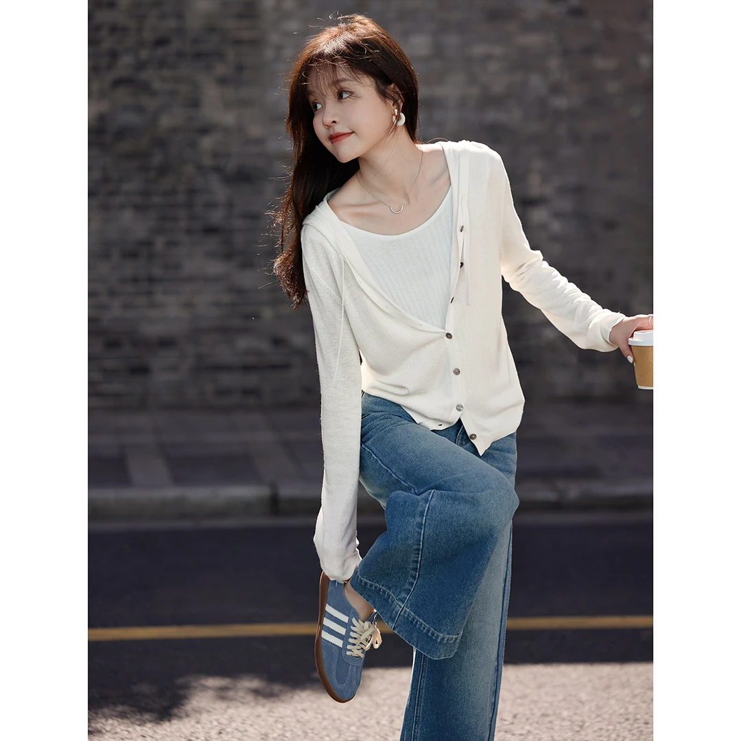 沫晗依美【暮云】2025春季舒适休闲百搭设计感V领假两件针织衫