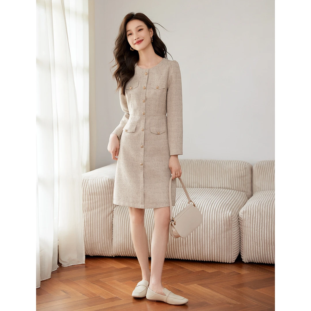 沫晗依美2025春季精致百搭显瘦女修身连衣裙时尚复古小香风