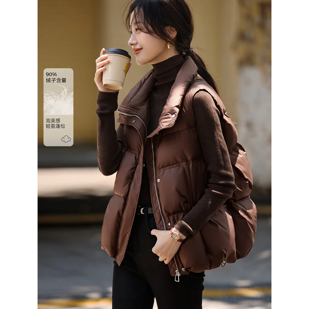 沫晗依美立领马甲2024冬季新款立领设计感纯色简约马甲女