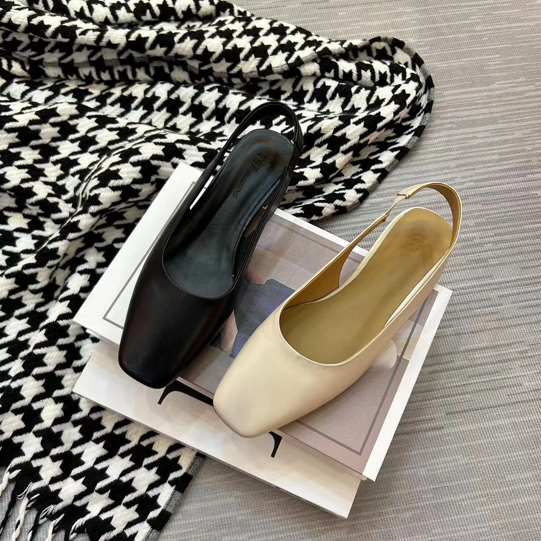 东东2024夏季新款小众设计方头低跟包头一字带后镂空凉鞋女6528