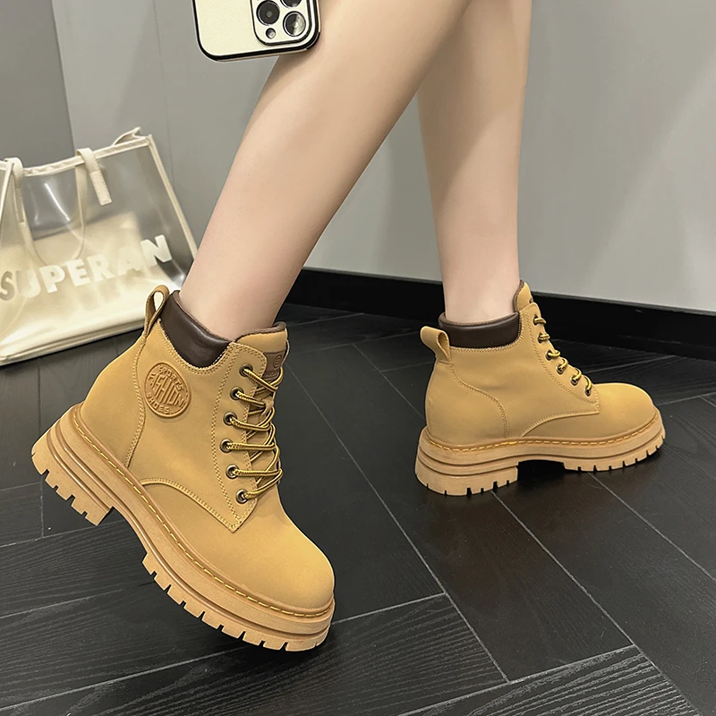 牛皮马丁靴女踢不烂大黄真皮靴英伦风时尚女短靴防滑磨砂皮靴子
