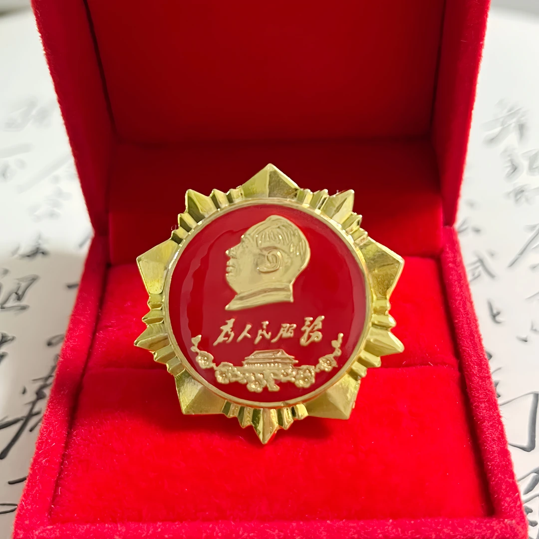 合金胸针 毛爷爷像章红色纪念章收藏胸章手工胸针徽章饰品