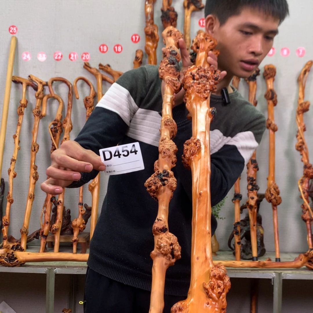 【闪购商品】黑果木，454，两支根雕用****0