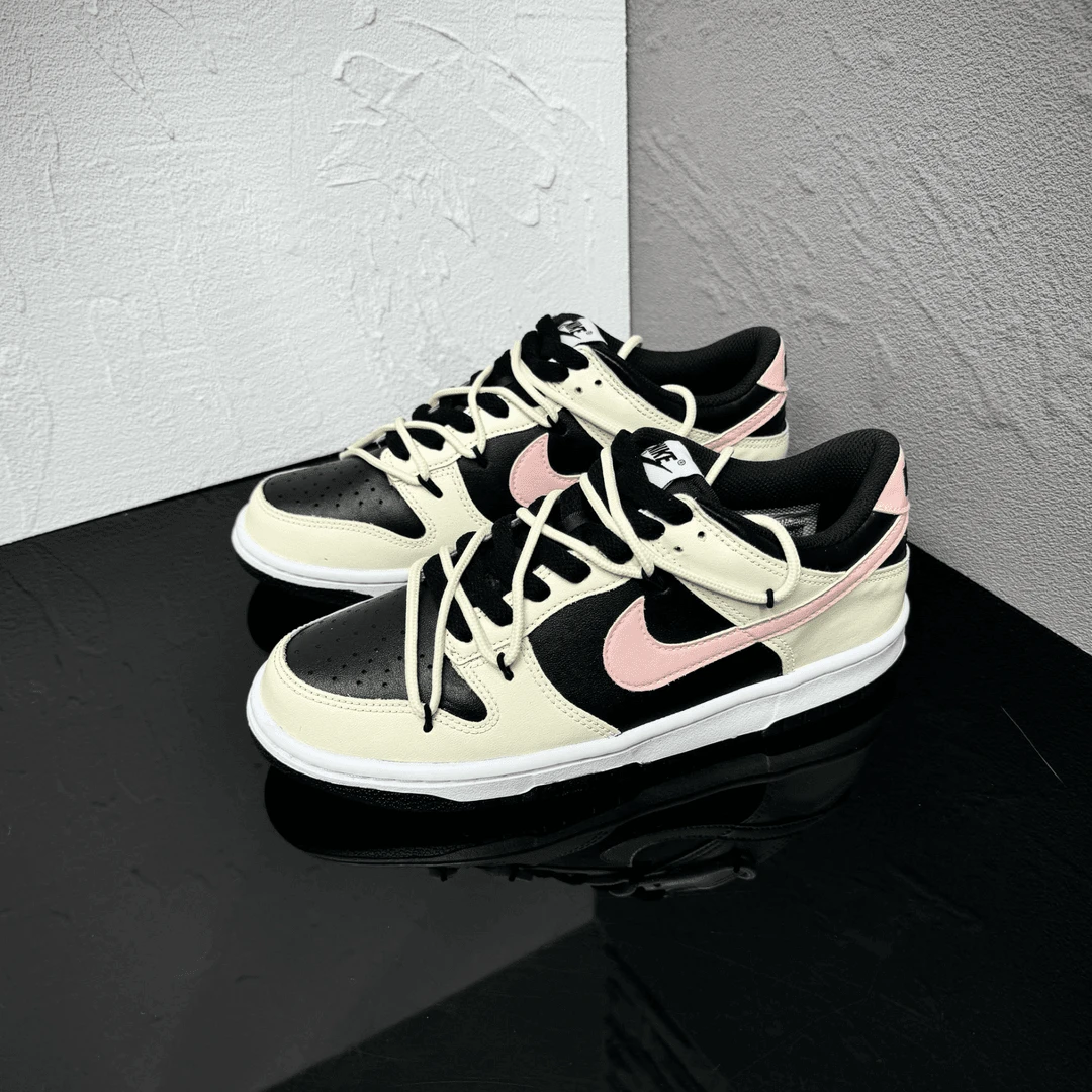 耐克dunk 定制款 烟熏玫瑰 双鞋带淡粉色女款 解构风低帮板鞋