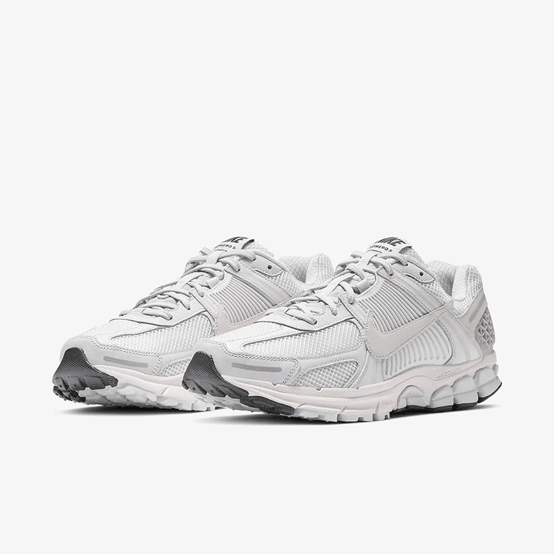 Nike Air Zoom Vomero 5帆白灰男子低帮缓震透气跑步鞋BV1358-001