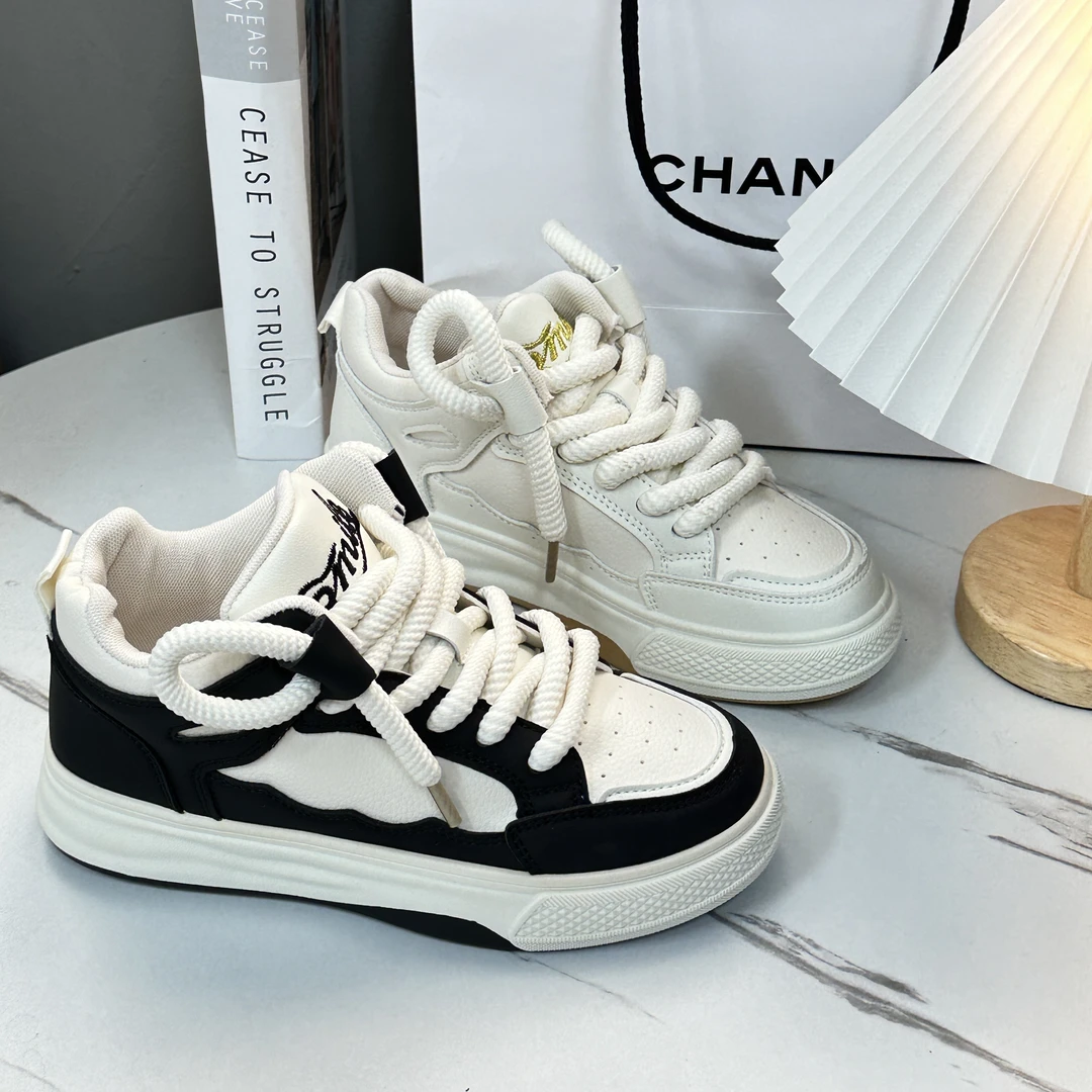 真皮网红小白鞋女板鞋2024年春季爆款港风百搭厚底运动休闲鞋B95