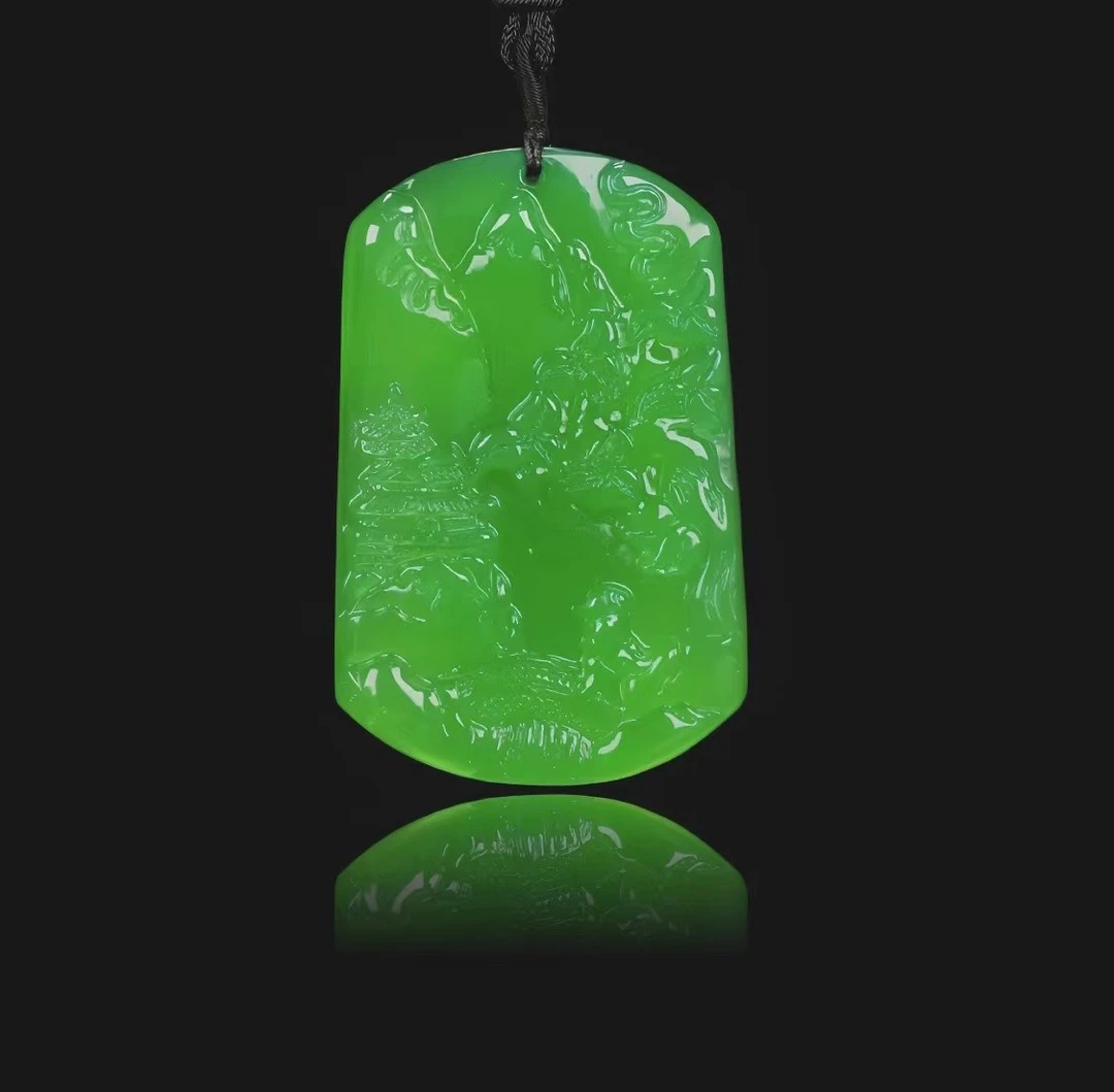 臻    （131号）精品时尚满色穿绳珠宝玉石牌子爆款吊坠带证书包邮