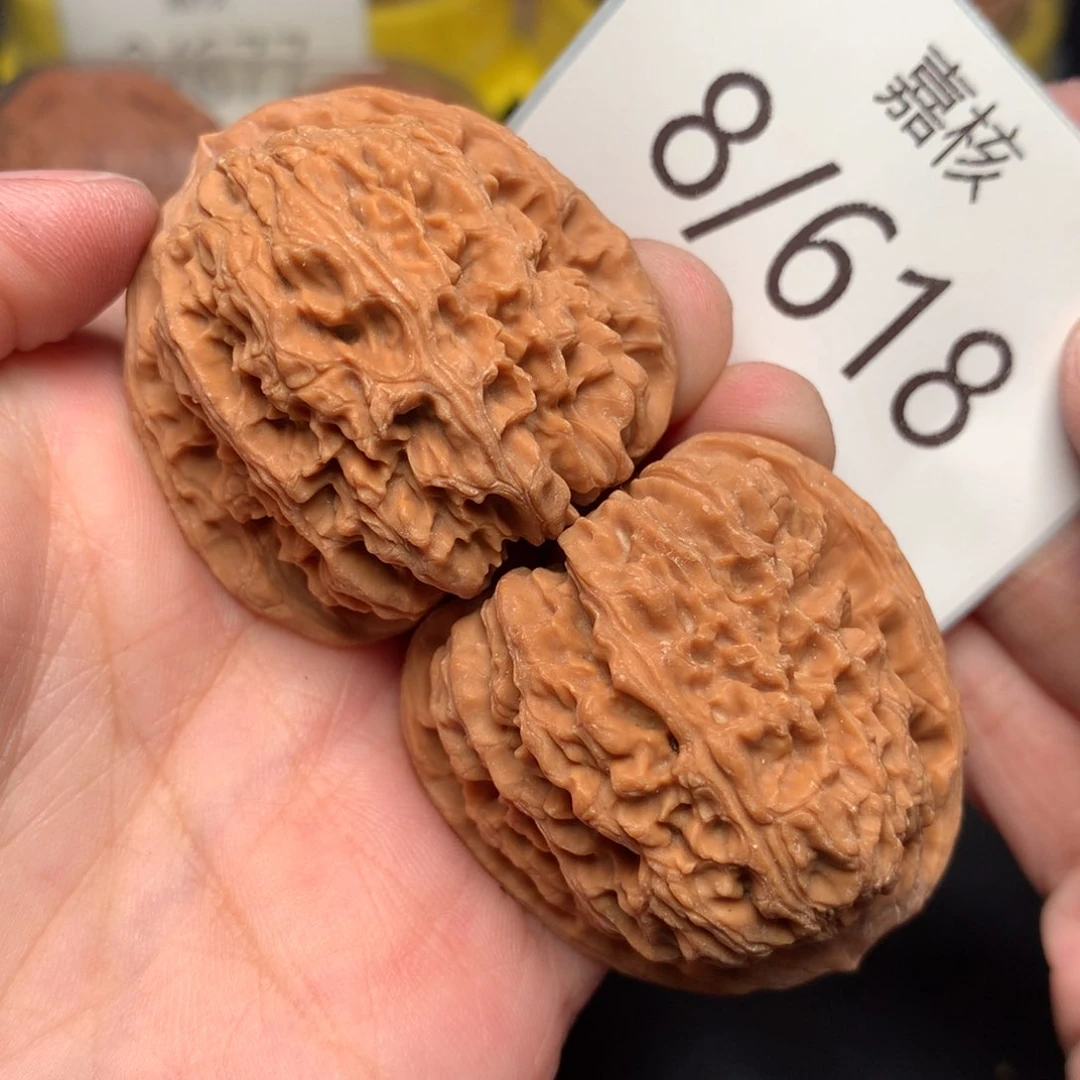 文玩核桃把件炮弹南疆石41