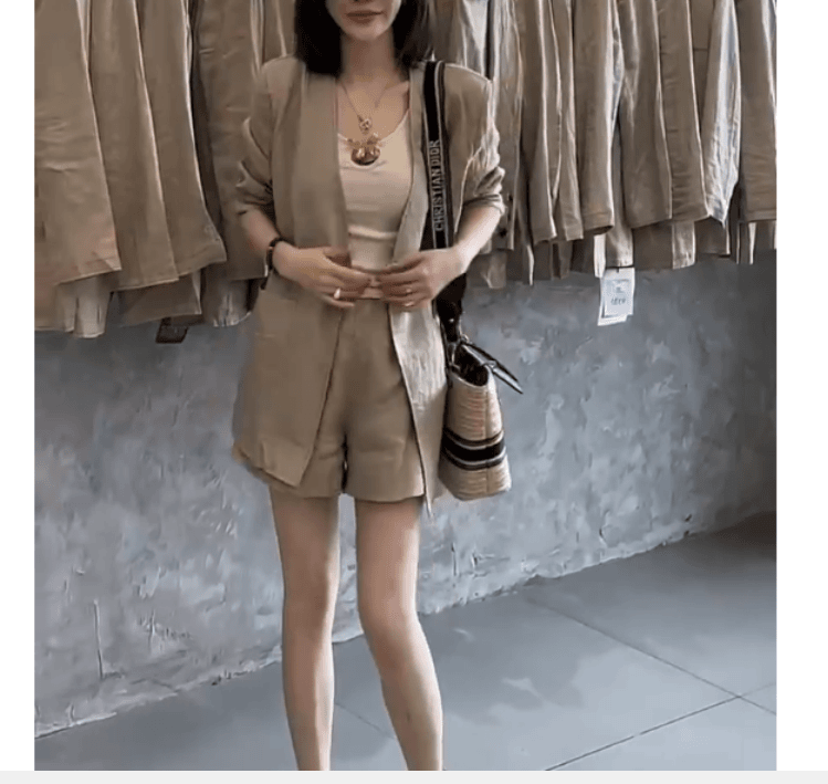 2024夏季新款时尚女装网红气质休闲减龄修身西服外套短裤女小乖
