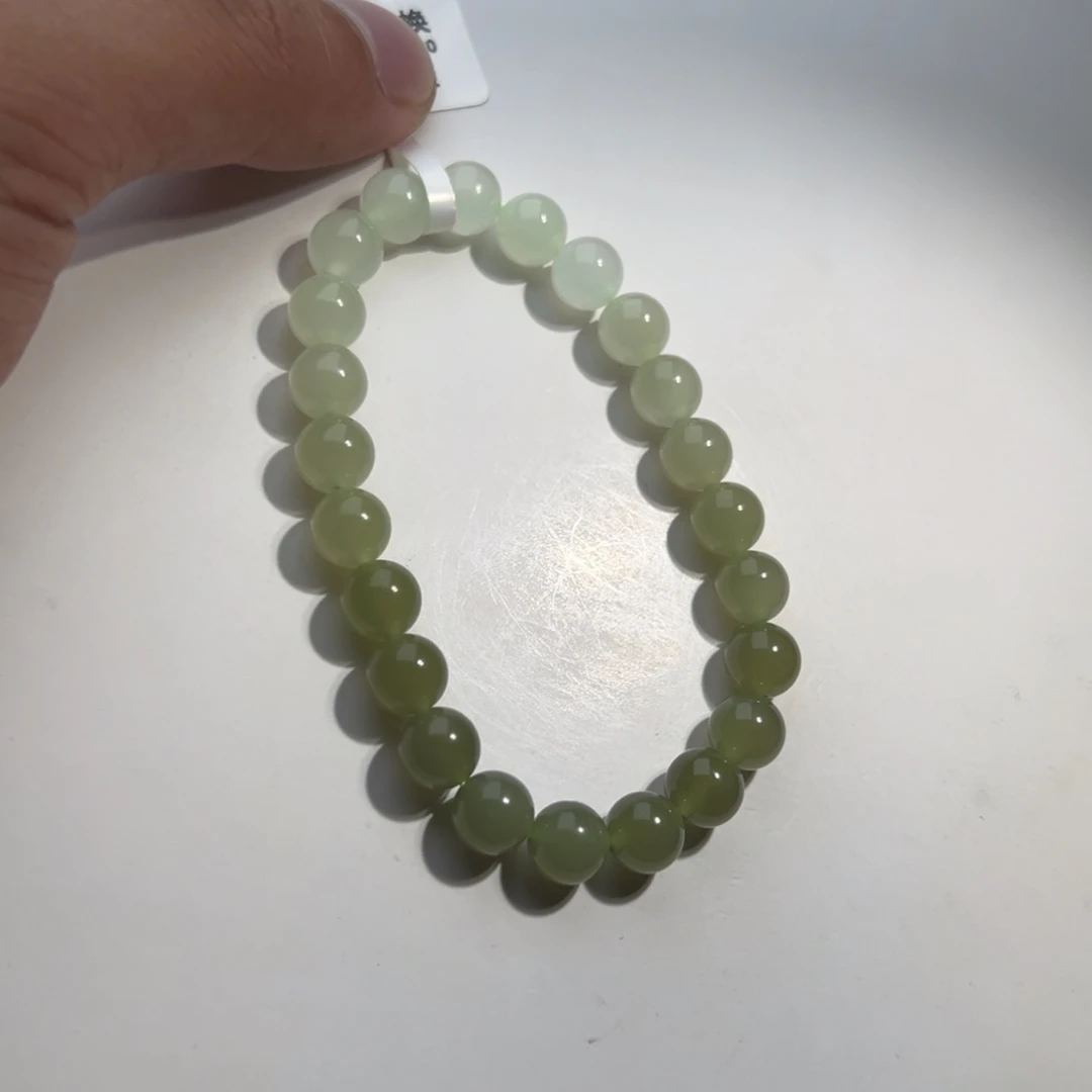 和田玉手串未镶嵌卡8高冰渐变手串