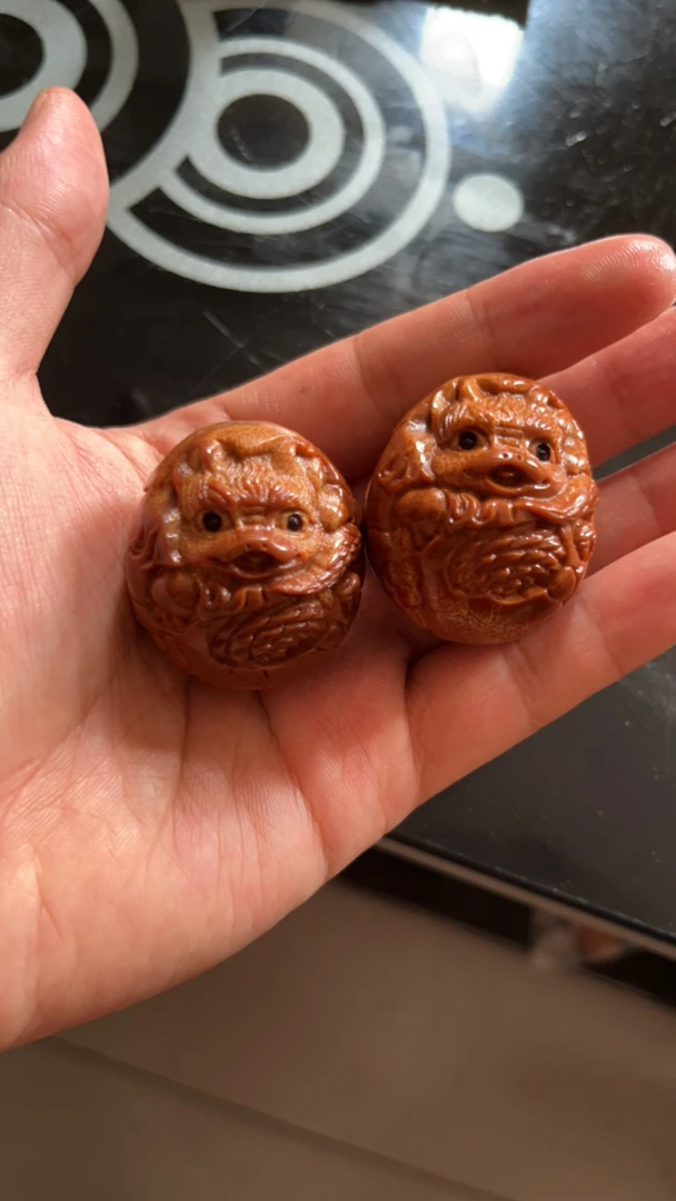 大榄龙蛋龙宝宝核雕