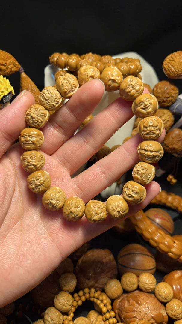 猴头雕刻36罗汉手串