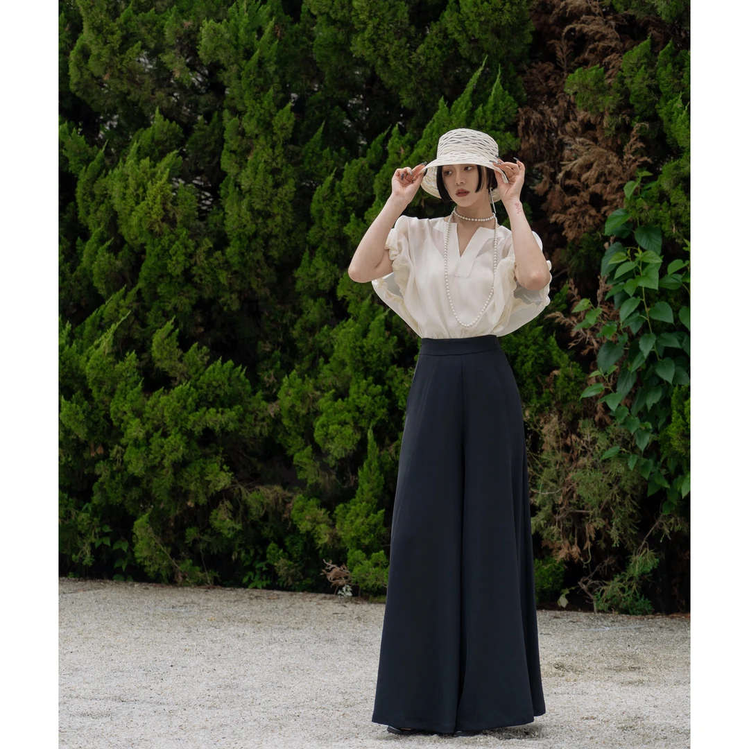 【奶嘴宝宝】减龄时髦两件套人丝纱透明泡泡袖口V领夏季宽松上衣