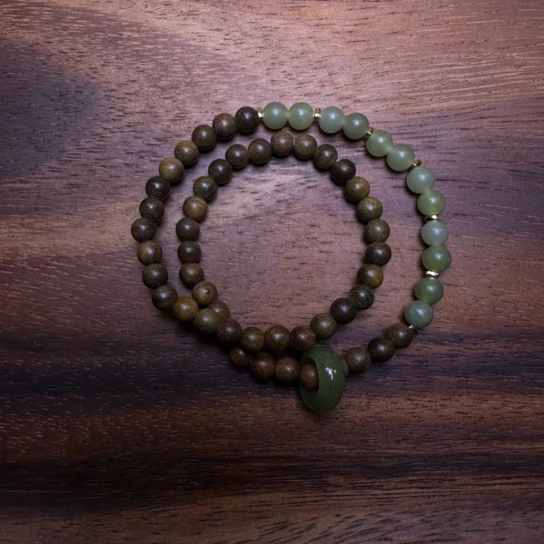 《只此青绿》绿檀双圈跑环女款设计款文玩手串花香