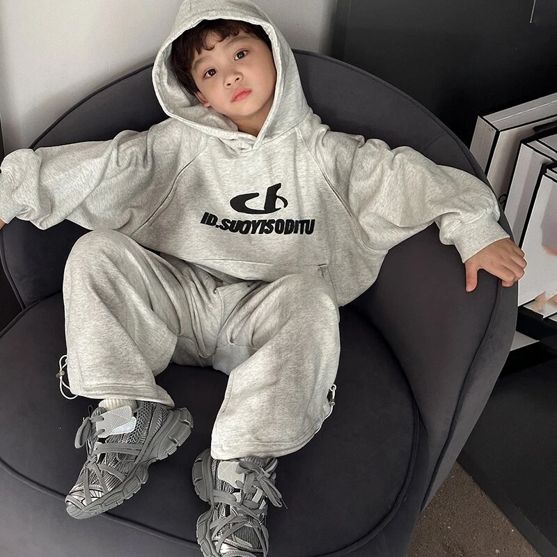 麦哟哟男童春秋套装连帽卫衣洋气韩版潮酷时尚中小童(萌娃穿搭）