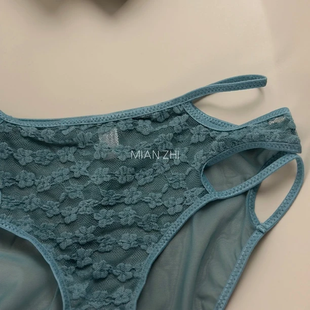 Mianzhi/高位拉绳蕾丝纯欲内裤