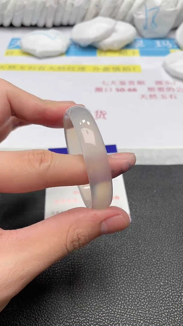 【闪购商品】玛瑙/玉髓手镯未镶嵌54++55zz