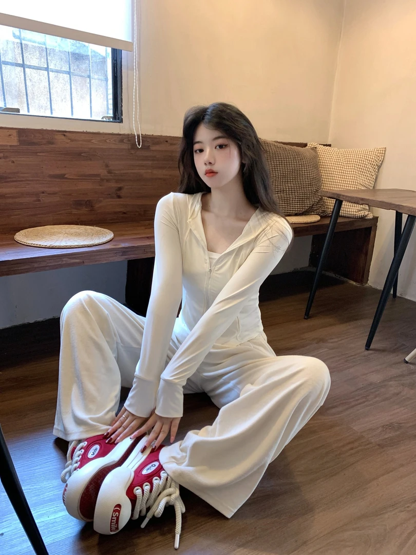 冰丝防晒衣女款夏季2024新款外套修身瑜伽服套装上衣紧身开衫