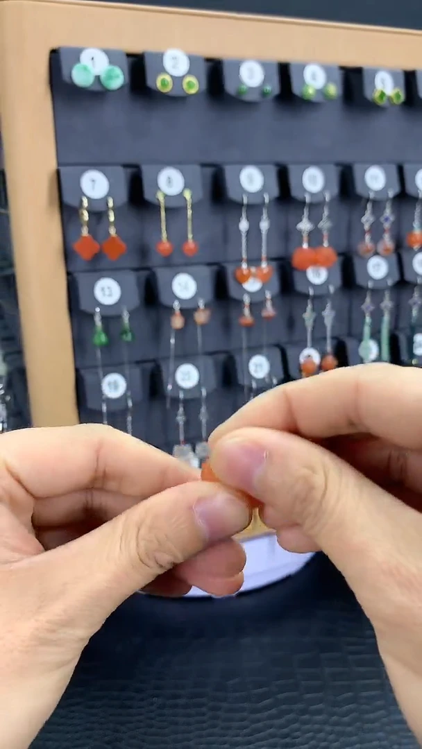 【闪购商品】南红玛瑙耳饰银S925镶嵌1