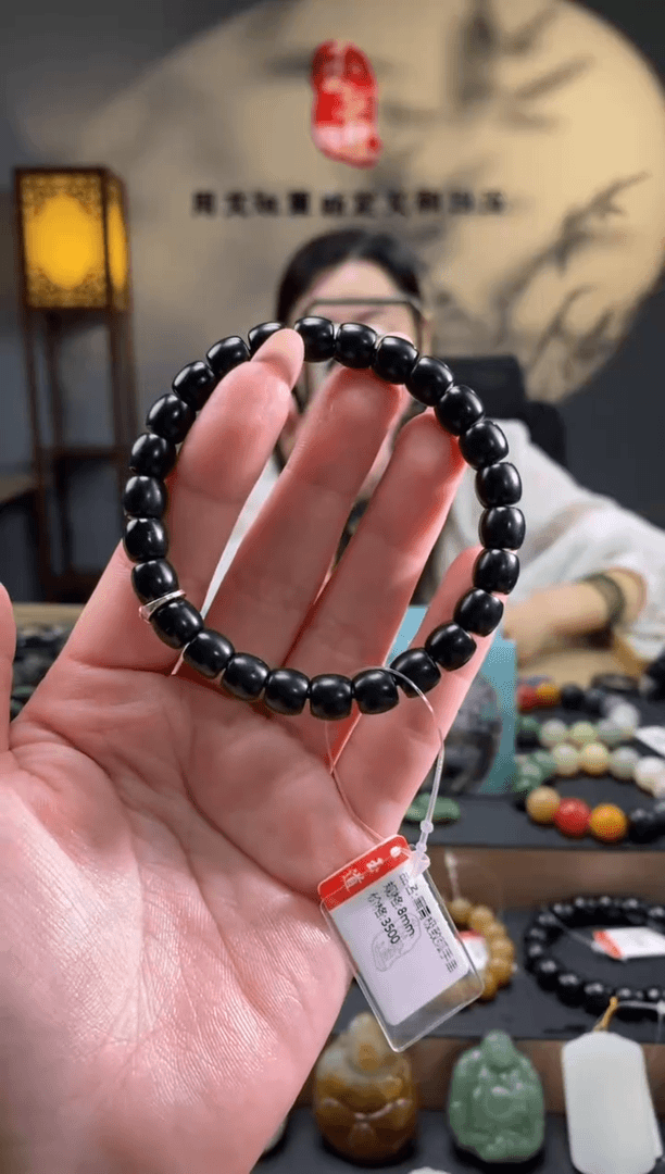 【闪购商品】和田玉-未镶嵌8mm黑青极限弧手串