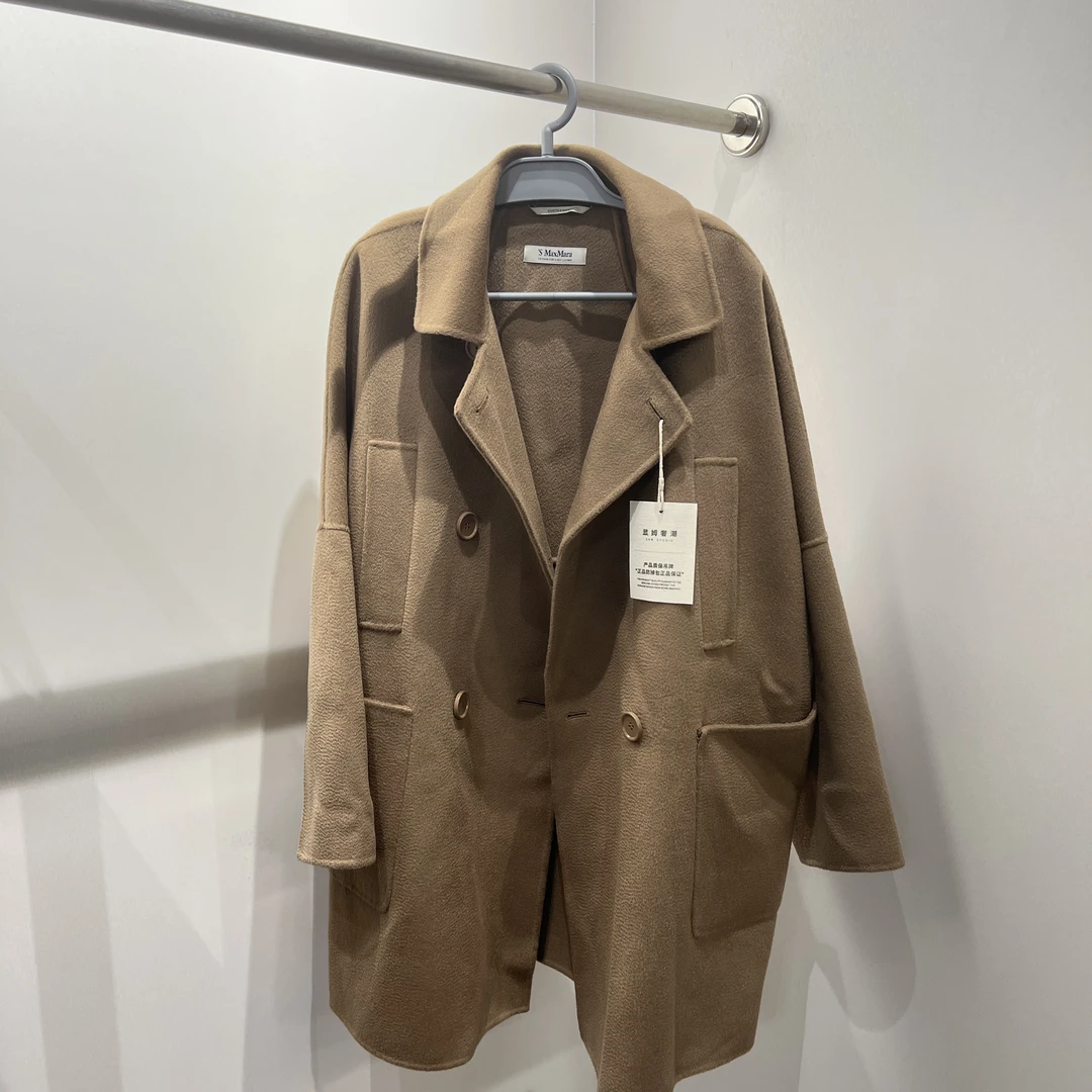 Mar Mara 麦斯马拉 xx004 99新 纯色翻领双排扣大衣 40码公价9K