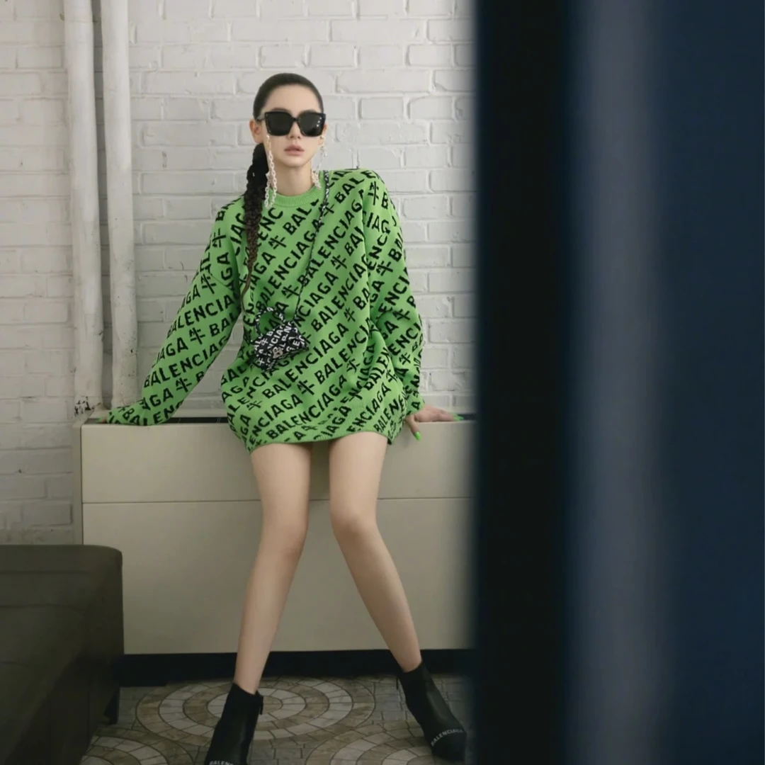Balenciaga/巴黎世家 dl176 准新带吊 牛年满印毛衣 s码 公价1.2w