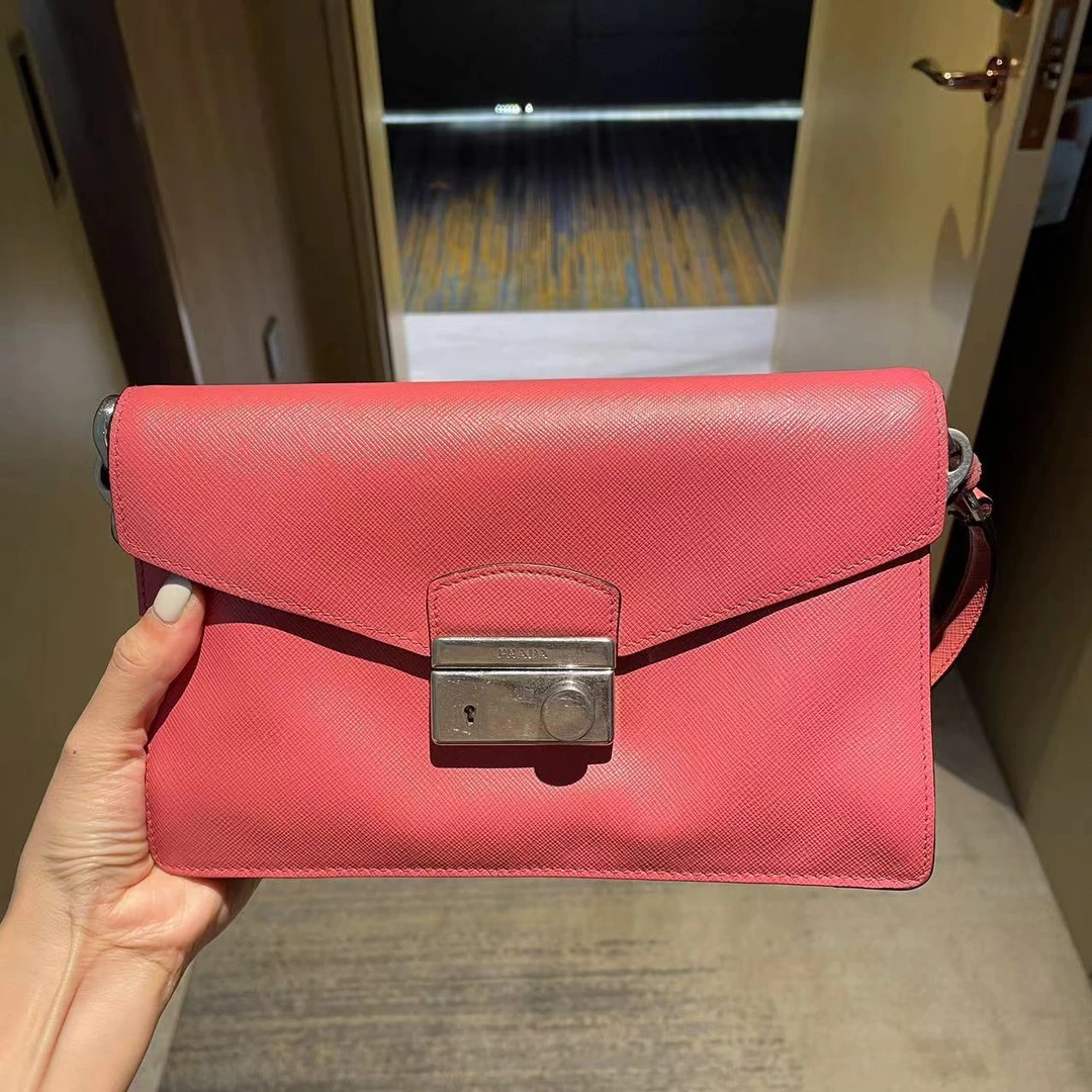 95新 Prada/普拉达 普拉达腋下/派/896992