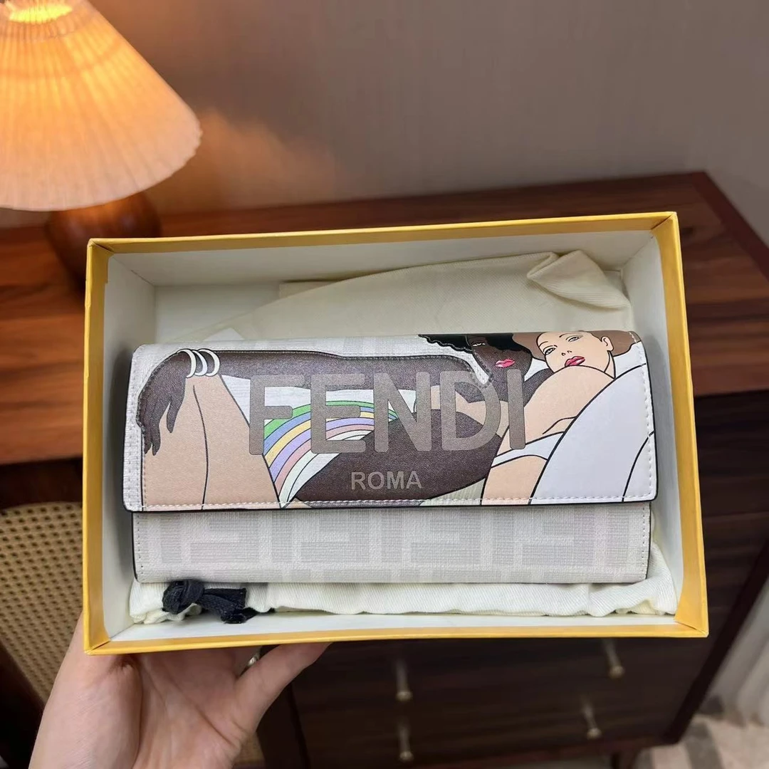 95新 FENDI/芬迪 斜挎包/派/897110