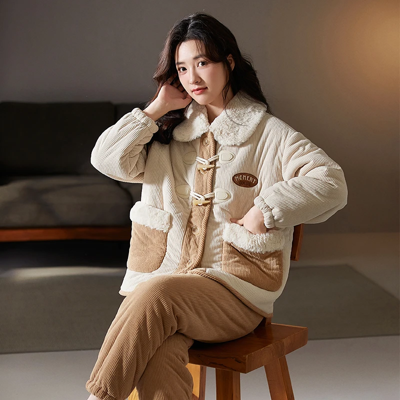 秋冬季新款珊瑚绒保暖加绒加厚三层夹棉睡衣女款家居服冬季可外穿